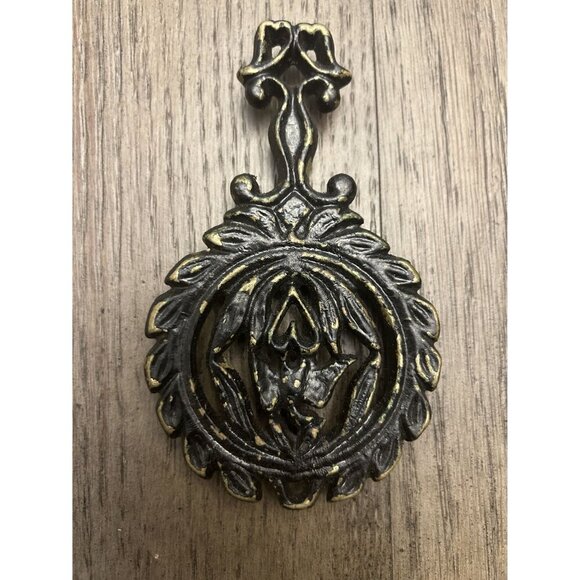 Vintage Ornate Brass Trivets Set Of 2 - Picture 2 of 5